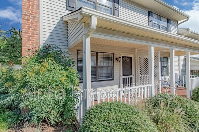 Building Photo - 408 Townes St Unit 15 Rental
