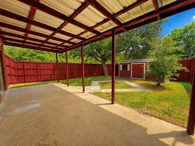 Photo - 824 Elm Falls Pl