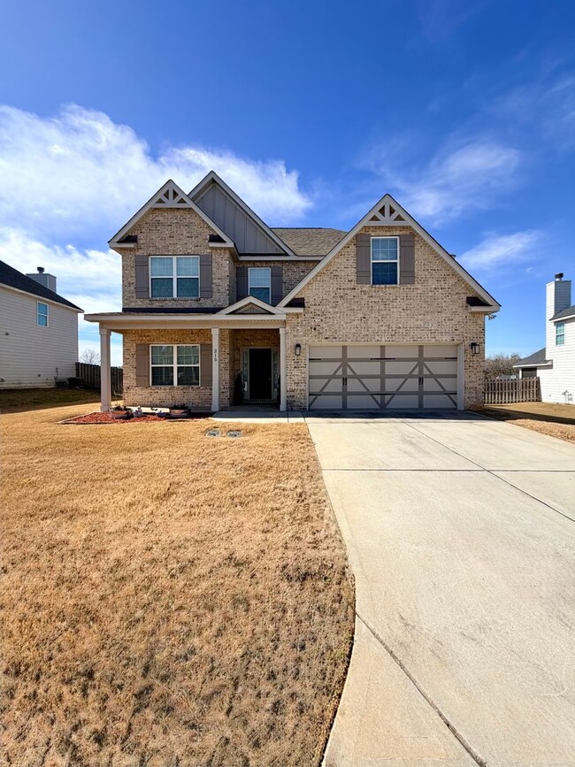 Photo - 215 Shoshone Cir