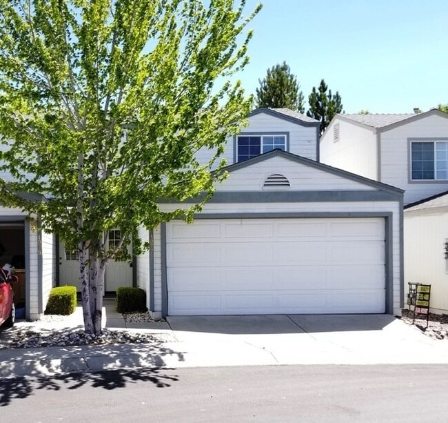 Building Photo - Village4077-79 Unit 4077 Rental