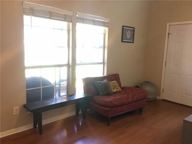 Photo - Hyde Park Bungalow for August Unit #B