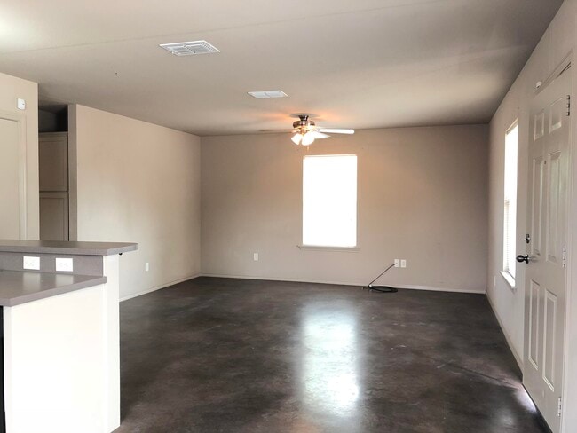 Photo - 2511 Louisville Ave