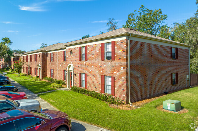 Carlton Arms of South Lakeland Apartments For Rent in Lakeland, FL ...