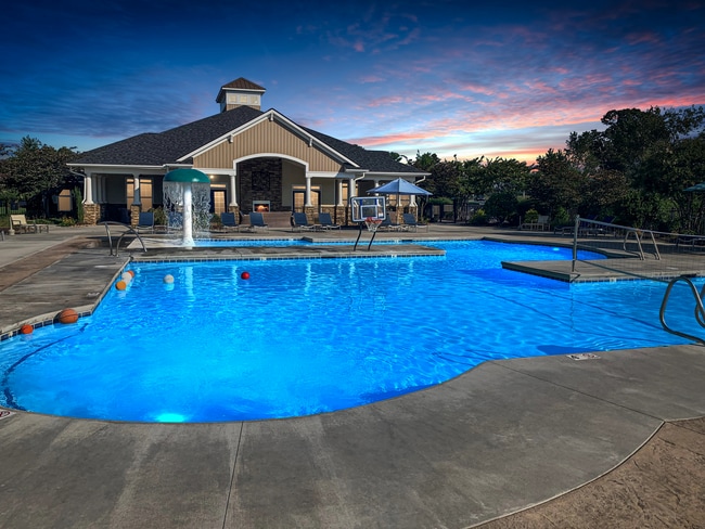 Building Photo - Plantation at Pleasant Ridge Rental