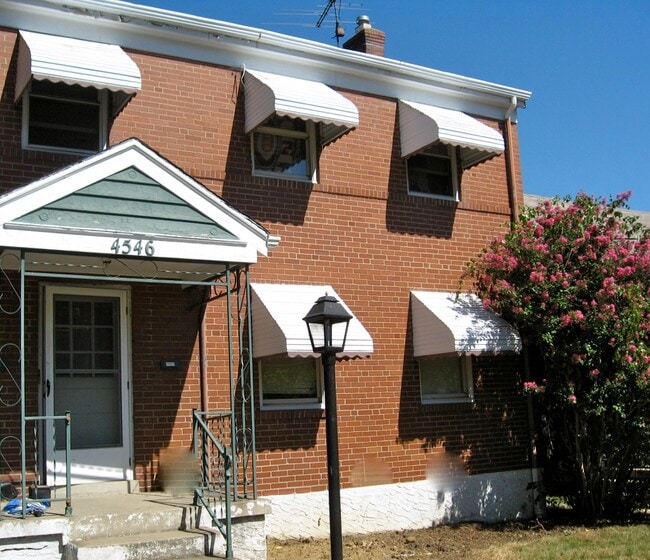 Photo - 4546 Camberwell Rd Unit #2