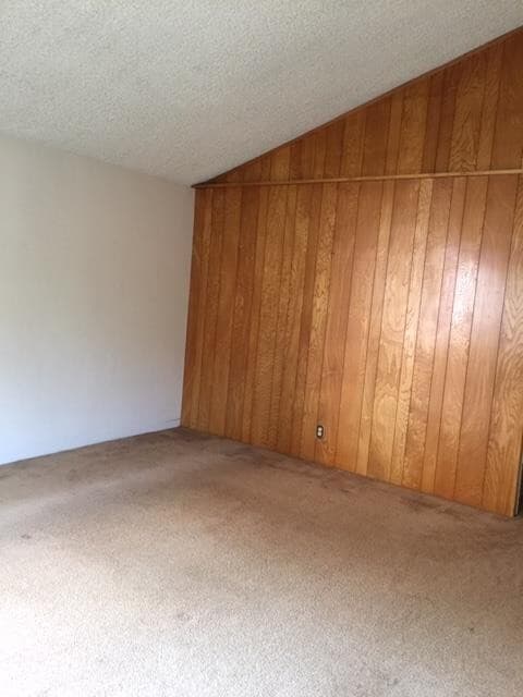 Photo - 634 Couper Dr Unit B