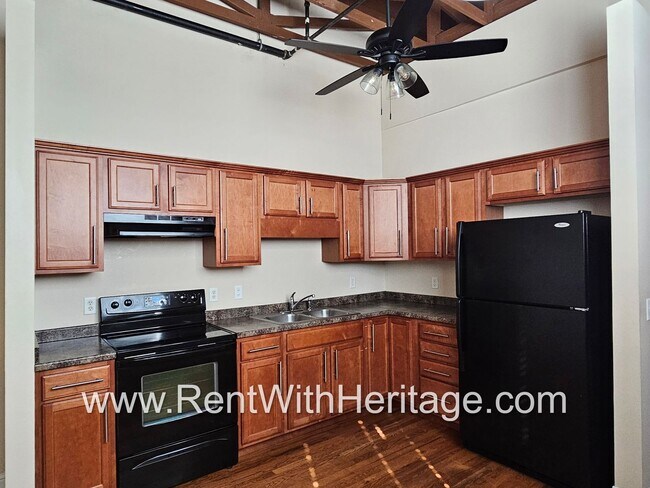 Photo - WOW!!!....GORGEOUS LOFT APARTMENT ( TOTAL ...