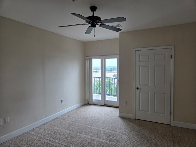 Photo - 2 bedroom 2 bathroom Luxury Condo Unit 1