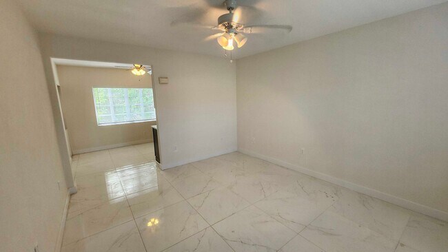 847 81st St Unit 7