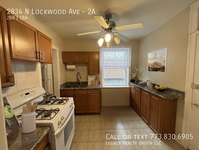 Photo - 2834 N Lockwood Ave Unidad 2A