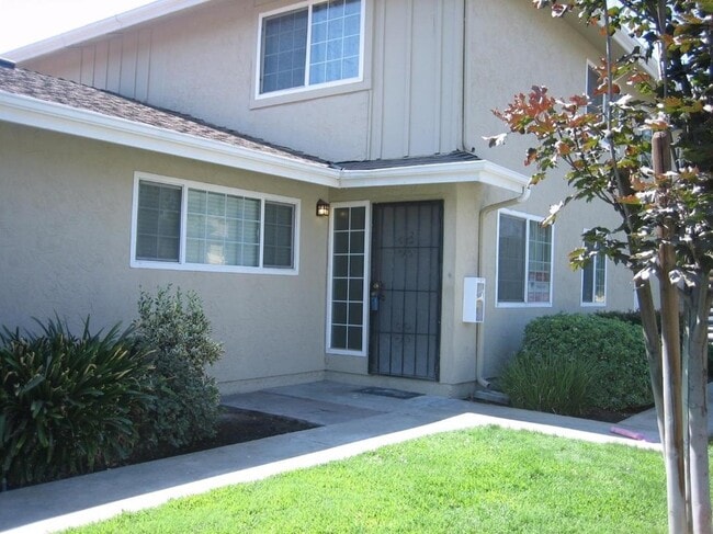 Photo - 2320 Peach Ave Unit #