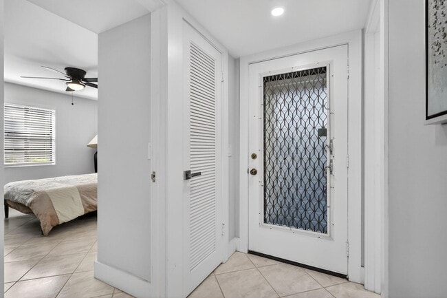 Photo - 492 Piedmont Ct