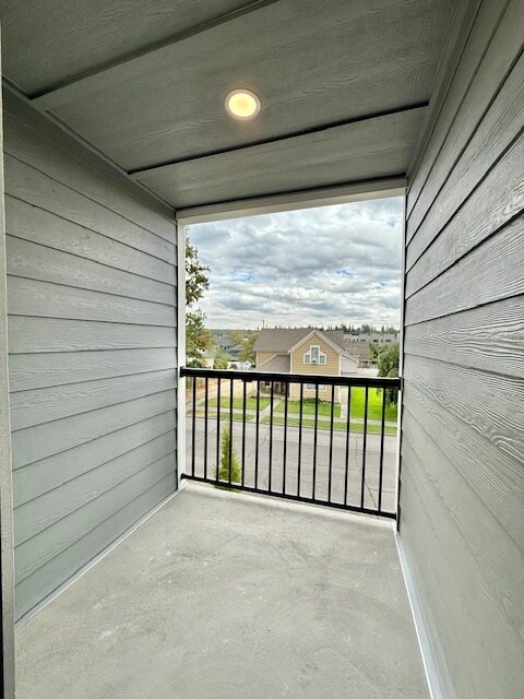 Photo - 2404 W College Ave