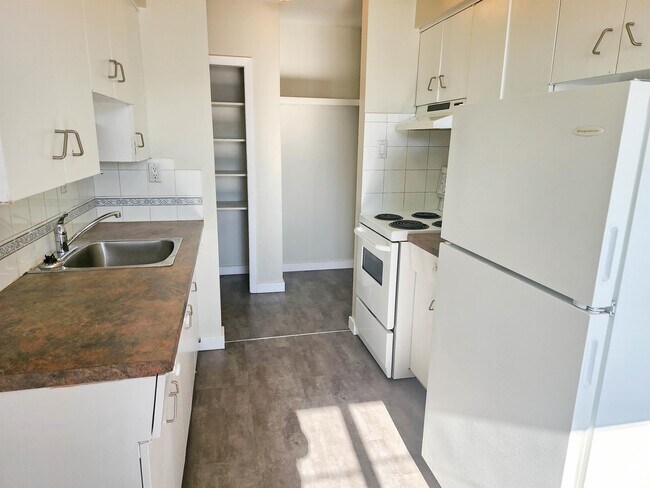 Photo - 4621 Veterans Way Unit 21 - FURNISHED - DNR