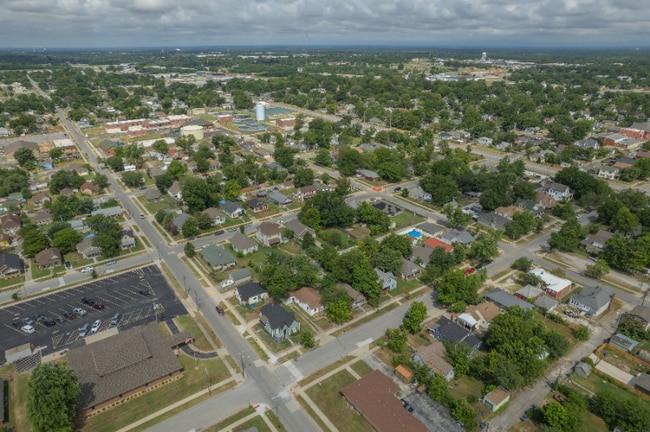 Photo - 2118 S Jackson Ave