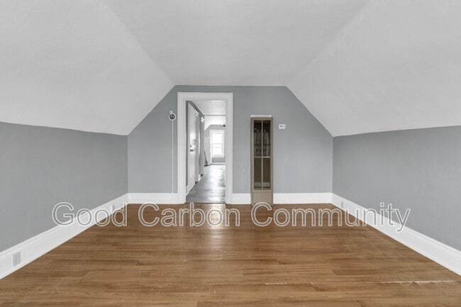 Photo - 319 W Utica St Unit 3