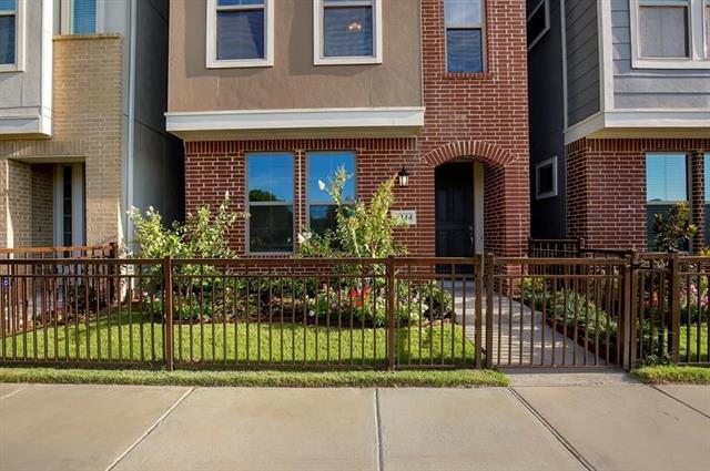 Photo - 1140 Manacor Ln