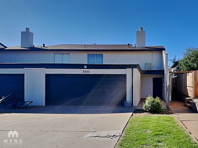 Photo - 3253 62nd St