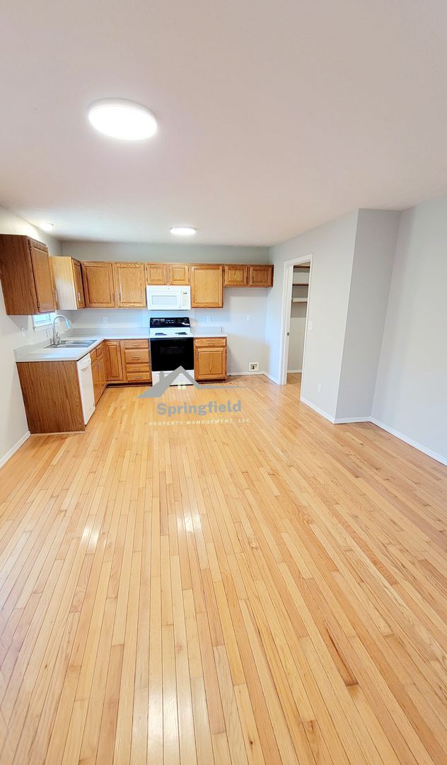 Photo - Southwest Springfield, All Brick,  David H...