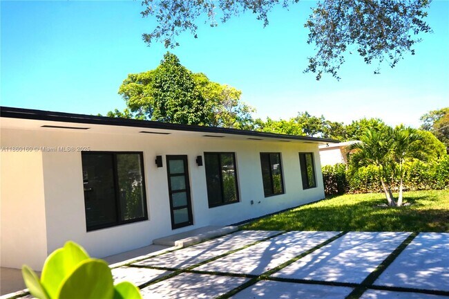 Photo - 53 NW 68th St