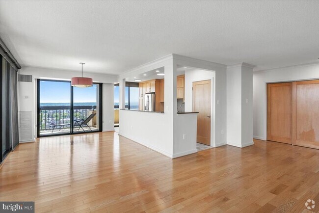 Building Photo - 400 Madison St Unit 2009 Rental