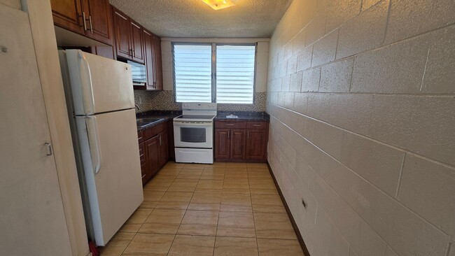 Photo - Pearl Ridge 2 Bedroom at Harbor Vista. Unit 305