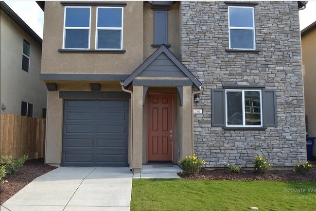 Photo - 260 Shafer Ave