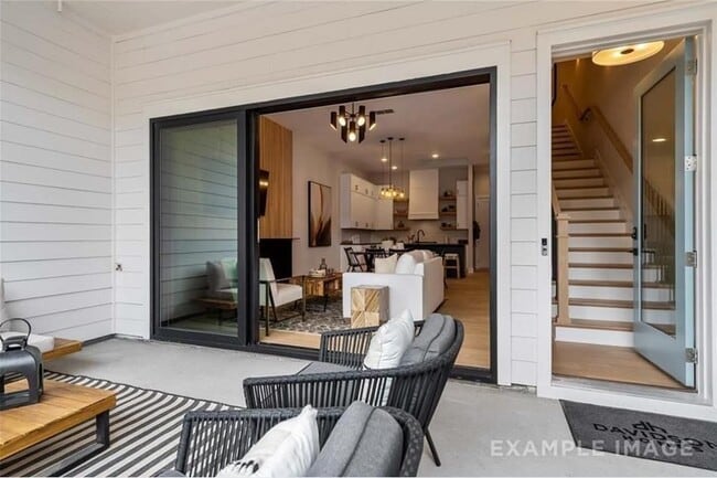 Photo - 201 Prairie Ln