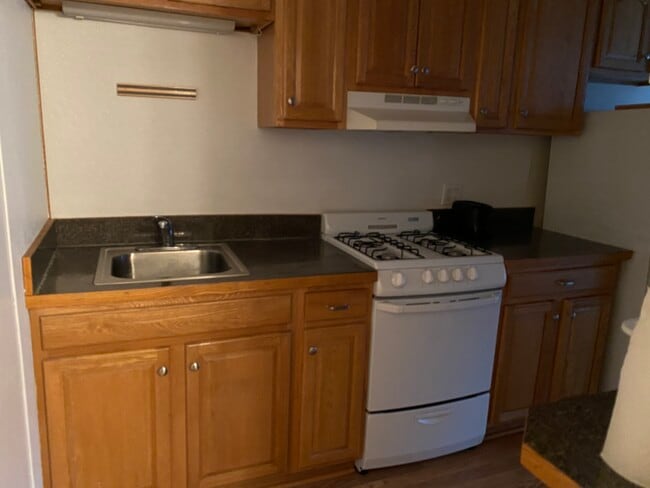 Photo - 215 Chelmsford St Unidad A