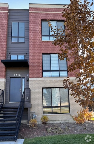 Building Photo - 1212 Quadrant Ln. Rental