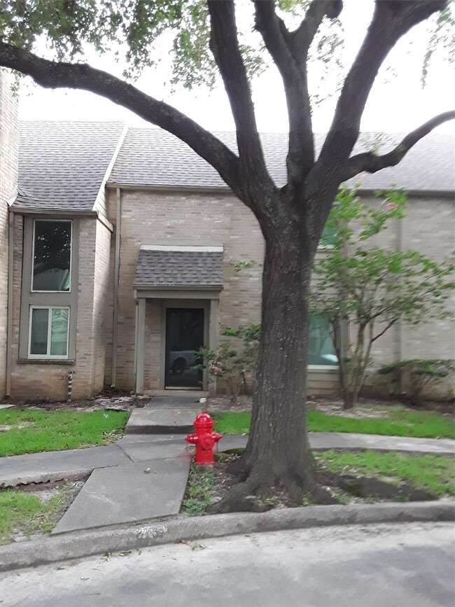 Building Photo - 2139 Shiveley Cir