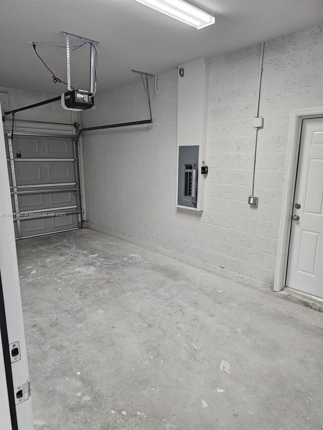 Photo - 1435 Las Villas Blvd