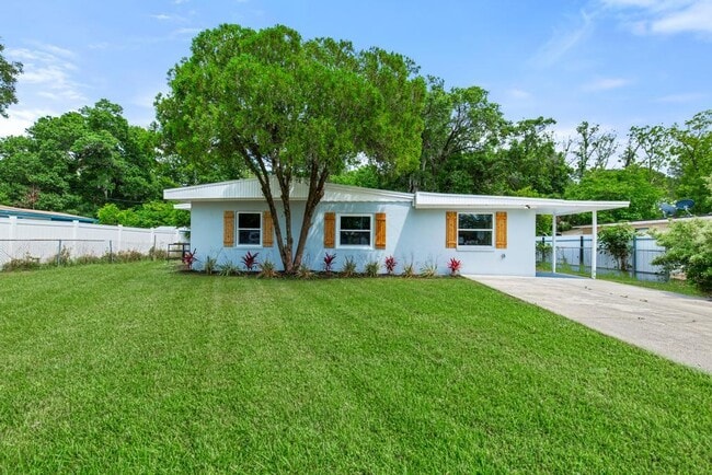 Photo - 3445 Eve Dr E