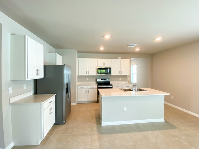 Photo - 2864 Coral Cir