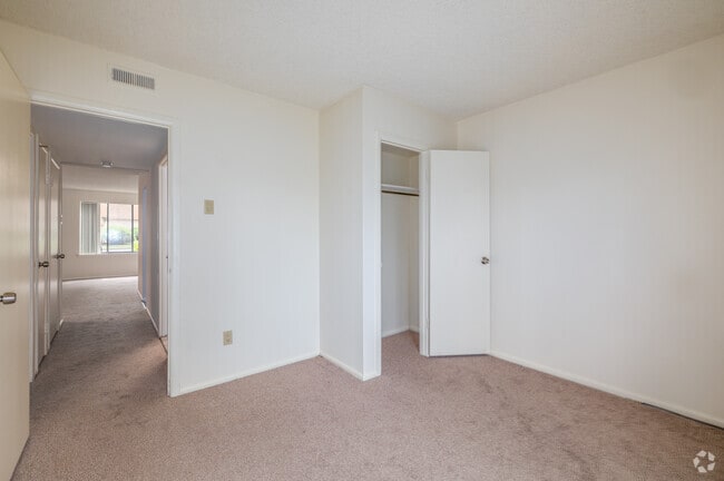 2BD, 1BA - 845SF - Bedroom 2