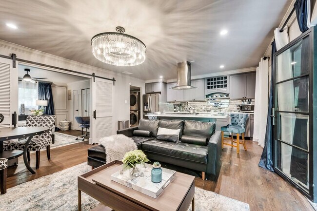Building Photo - 4803 Junius St Unit ID1309552P Rental
