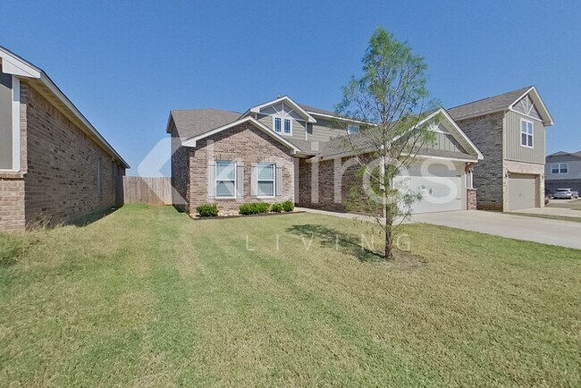 Photo - 825 NW 4th St