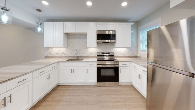 Photo - Crystal Gardens