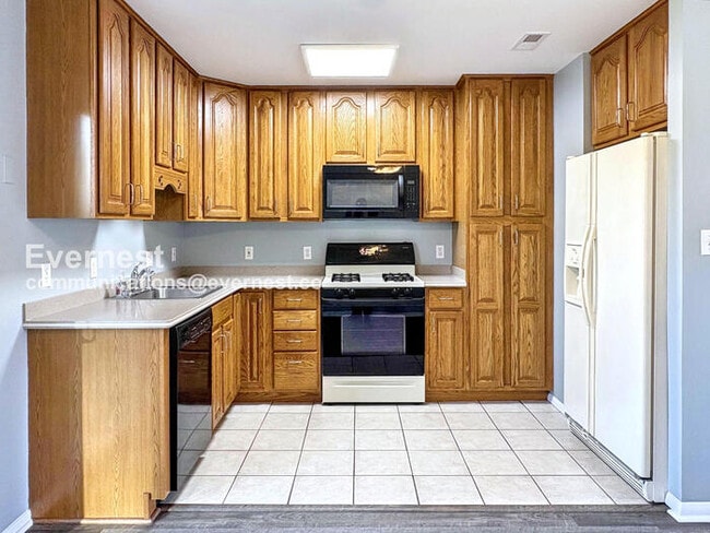 Photo - 123 Thomas Rd