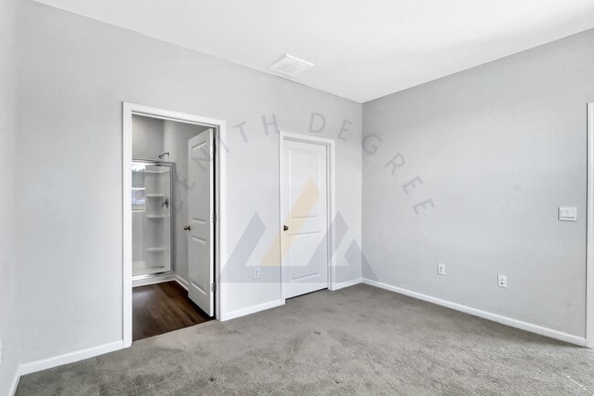 Photo - 2222 Sanctum St