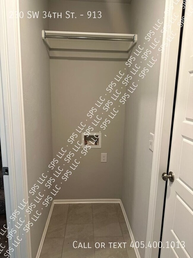 Photo - 230 SW 34th St