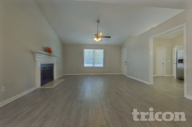 Photo - 108 Woodlands Village Dr