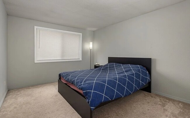 Photo - 14526 NE 6th Pl Unit 1
