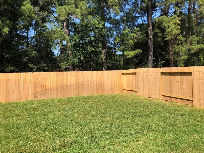 Photo - 18219 Willow Edge Dr