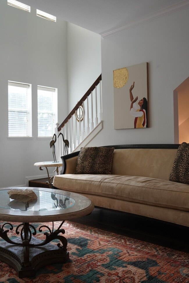 Photo - 1316 Tuam St