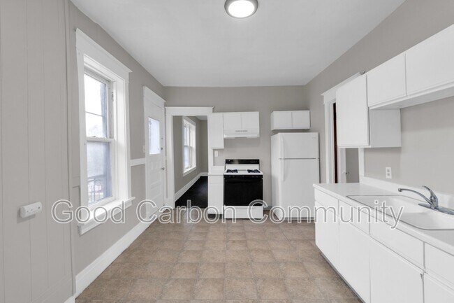 Photo - 799 Niagara St Unidad 4