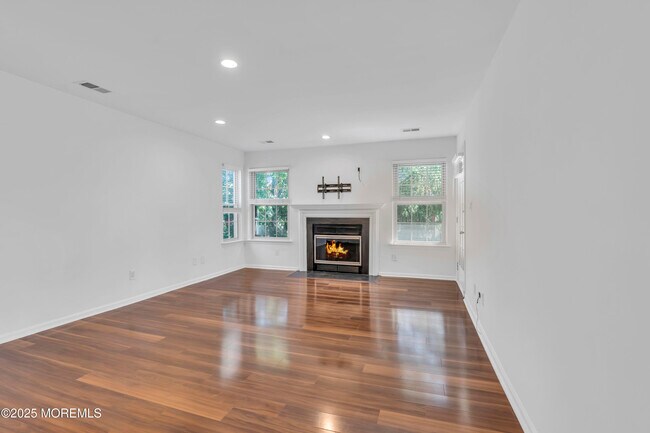 Building Photo - 260 Crosspointe Dr Unit 260 Rental