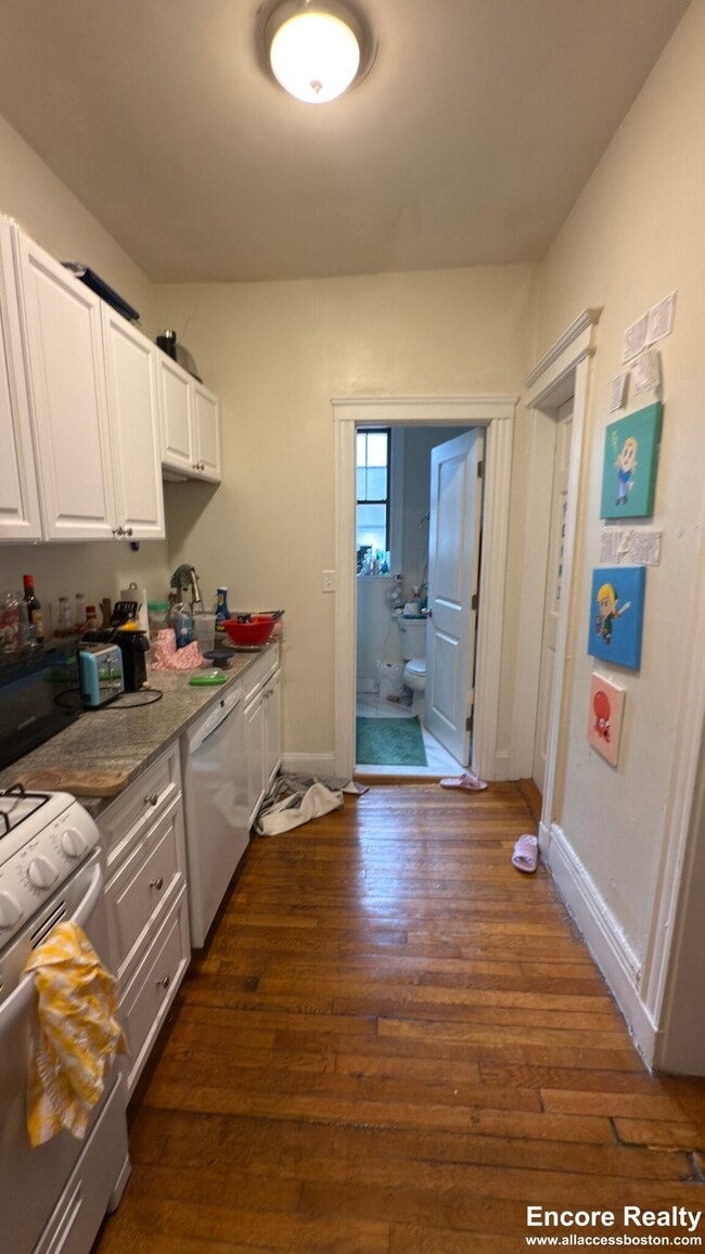 Photo - 58 Queensberry St Unit 3