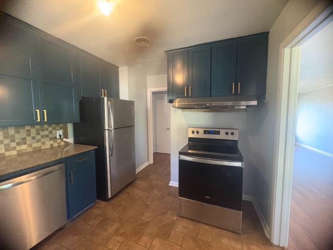 Photo - 2923 NW 72nd St