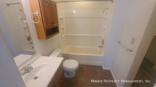 Photo - 711 S Austin Ave Unidad 106